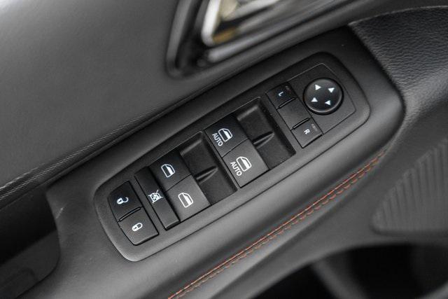 Photo of 2024 DB Black Crystal Clearcoat Dodge Durango