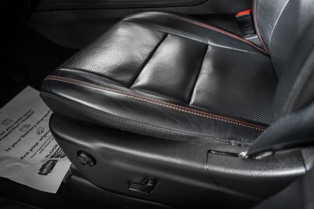 Photo of 2024 DB Black Crystal Clearcoat Dodge Durango