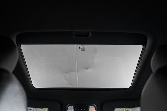 Photo of 2024 DB Black Crystal Clearcoat Dodge Durango
