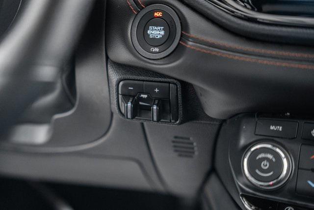 Photo of 2024 DB Black Crystal Clearcoat Dodge Durango
