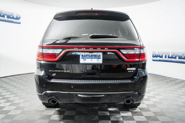 Photo of 2024 DB Black Crystal Clearcoat Dodge Durango