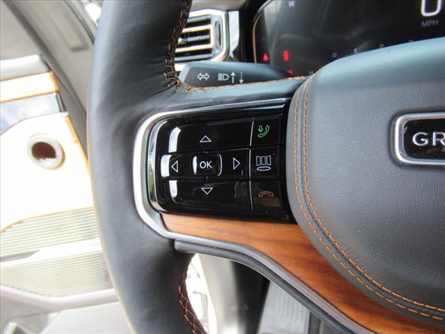 Photo of 2025 Bright White Clearcoat Jeep Grand Wagoneer