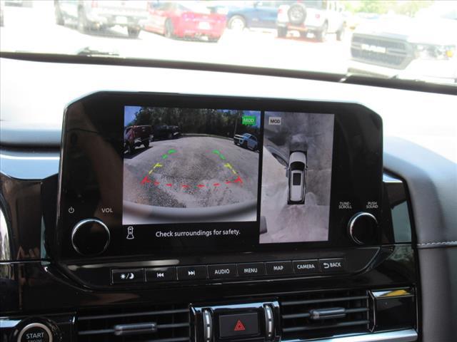 Photo of 2023 Super Black Nissan Pathfinder