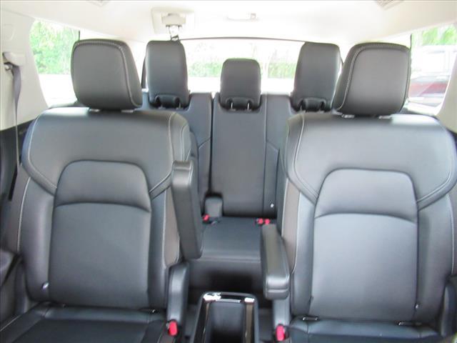Photo of 2023 Super Black Nissan Pathfinder