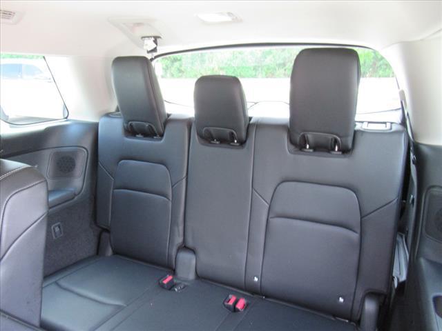 Photo of 2023 Super Black Nissan Pathfinder
