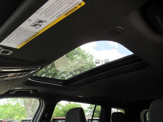Photo of 2025 Baltic Gray Metallic Clearcoat Jeep Grand Cherokee L