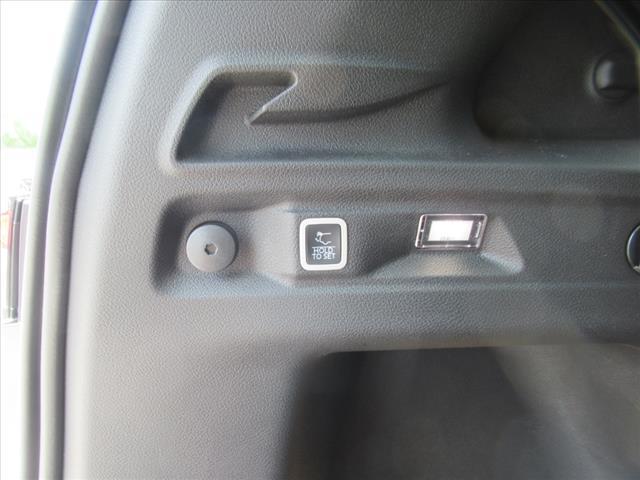 Photo of 2025 Baltic Gray Metallic Clearcoat Jeep Grand Cherokee L