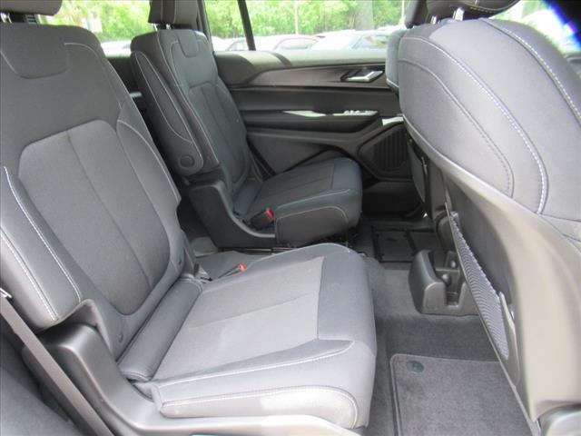 Photo of 2025 Baltic Gray Metallic Clearcoat Jeep Grand Cherokee L