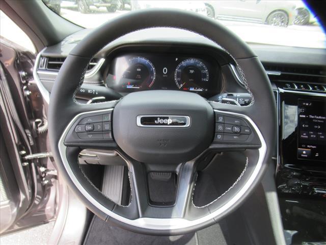 Photo of 2025 Baltic Gray Metallic Clearcoat Jeep Grand Cherokee L