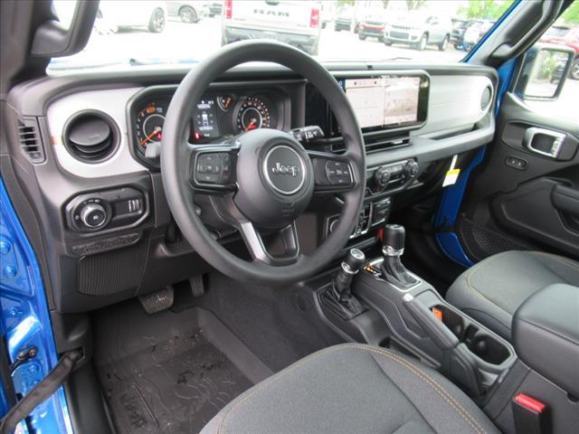 Photo of 2025 Hydro Blue Pearl Coat Jeep Wrangler
