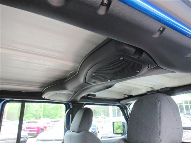 Photo of 2025 Hydro Blue Pearl Coat Jeep Wrangler