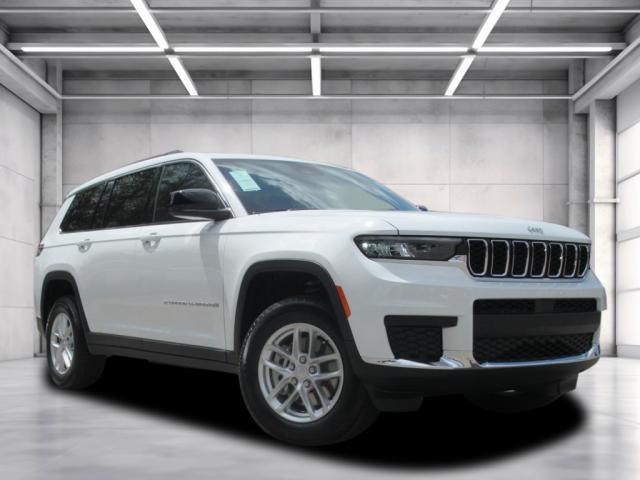 Photo of 2025 Bright White Clearcoat Jeep Grand Cherokee L