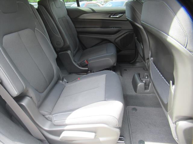 Photo of 2025 Bright White Clearcoat Jeep Grand Cherokee L