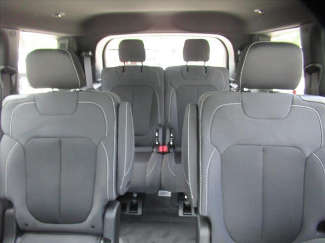 Photo of 2025 Bright White Clearcoat Jeep Grand Cherokee L