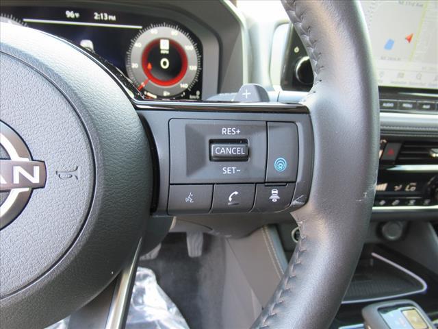 Photo of 2023 Caspian Blue Metallic/Super Black Nissan Rogue