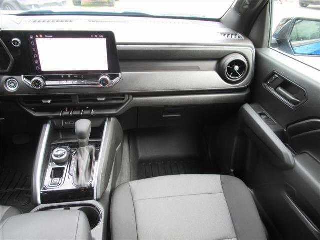 Photo of 2023 Glacier Blue Metallic Chevrolet Colorado