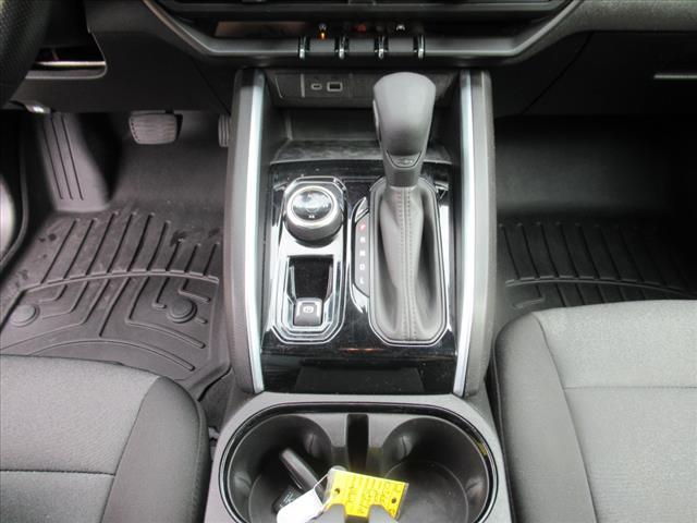 Photo of 2023 Glacier Blue Metallic Chevrolet Colorado