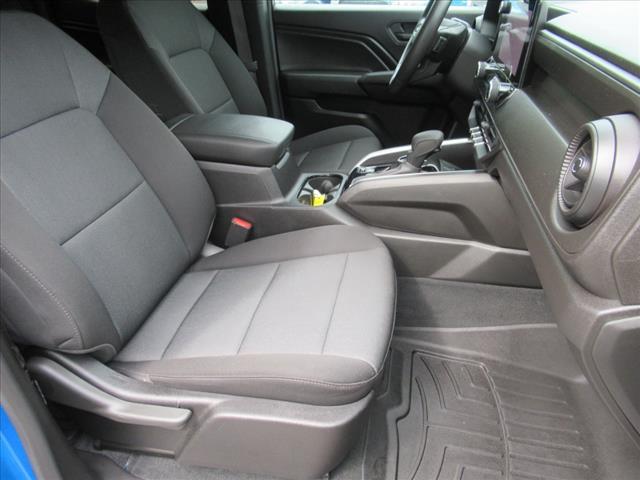 Photo of 2023 Glacier Blue Metallic Chevrolet Colorado