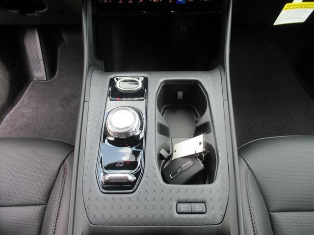 Photo of 2025 Silver Zynith Clearcoat Jeep Wagoneer S