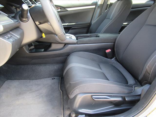 Photo of 2020 Silver Honda Civic