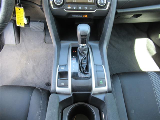 Photo of 2020 Silver Honda Civic