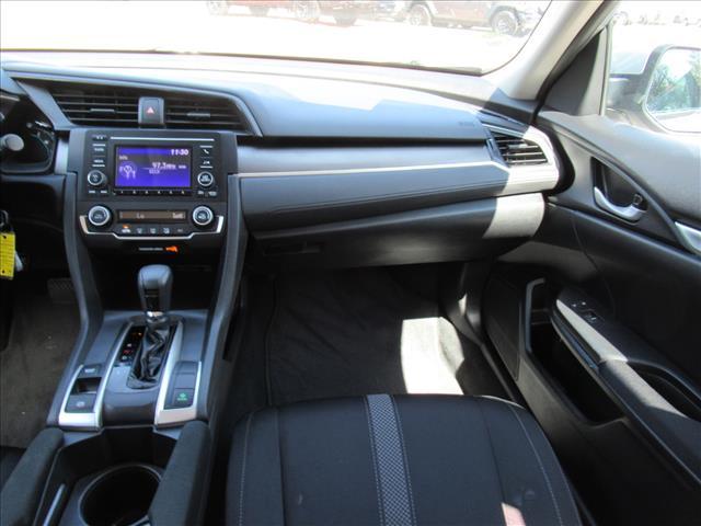 Photo of 2020 Silver Honda Civic