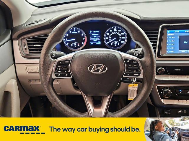 Photo of 2018 Silver Hyundai SONATA