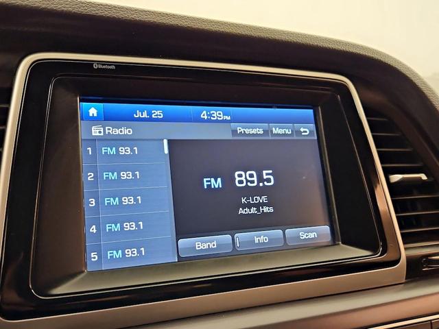 Photo of 2018 Silver Hyundai SONATA
