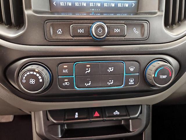 Photo of 2018 White GMC Canyon