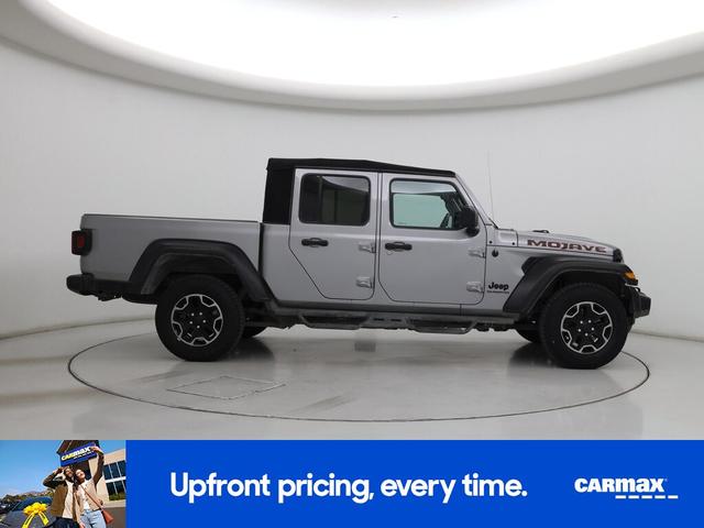 Photo of 2020 Silver Jeep Gladiator