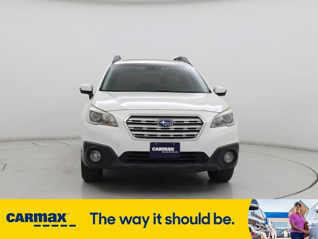 Photo of 2017 White Subaru Outback