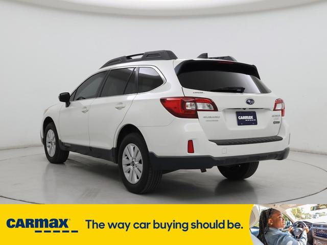 Photo of 2017 White Subaru Outback