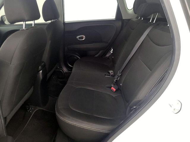 Photo of 2017 White Kia Soul