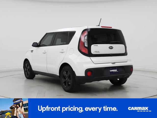 Photo of 2017 White Kia Soul