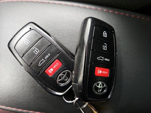 Photo of 2023 Gray Toyota Corolla