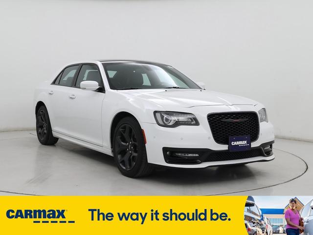 2021 Chrysler 300