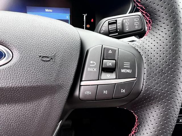 Photo of 2025 Agate Black Metallic Ford Escape