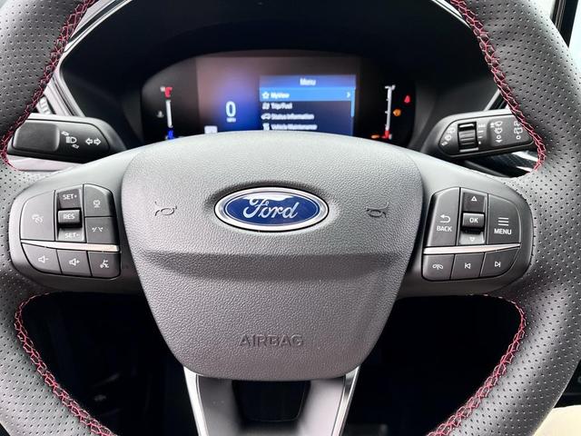 Photo of 2025 Agate Black Metallic Ford Escape