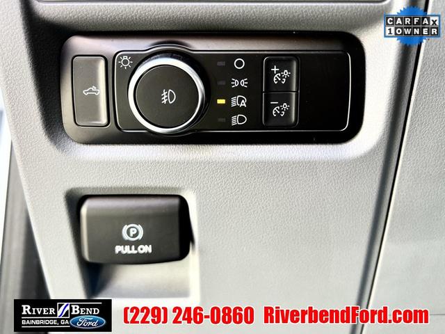 Photo of 2023 Oxford White Ford F-150