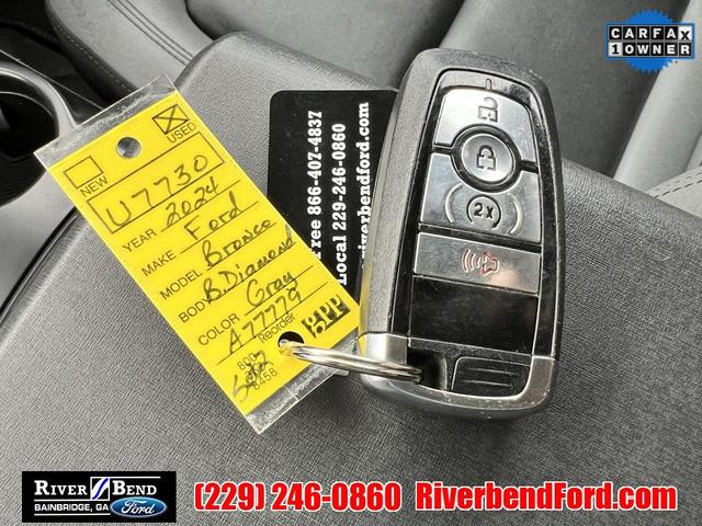 Photo of 2024 Gray Metallic Ford Bronco