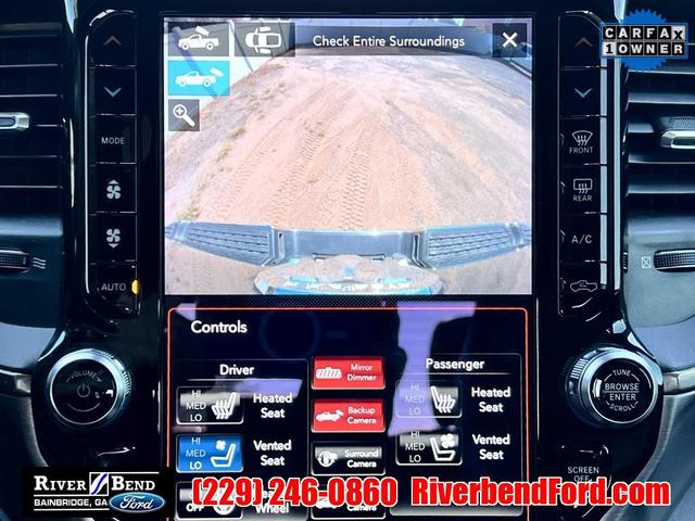 Photo of 2019 Diamond Black Crystal Pearlcoat RAM 2500