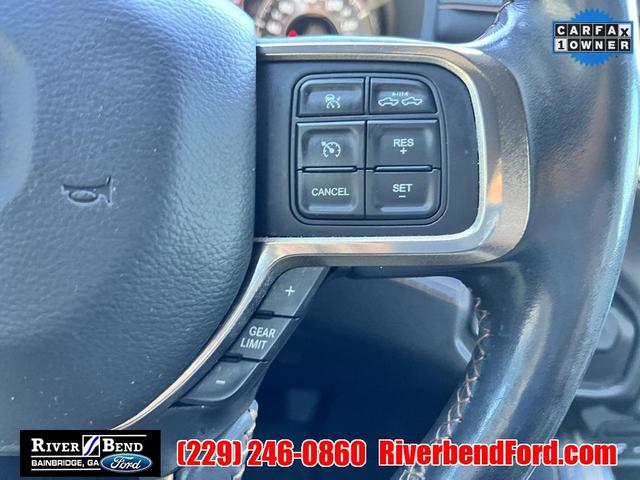 Photo of 2019 Diamond Black Crystal Pearlcoat RAM 2500