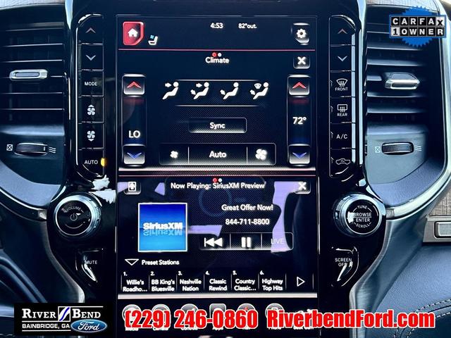 Photo of 2019 Diamond Black Crystal Pearlcoat RAM 2500