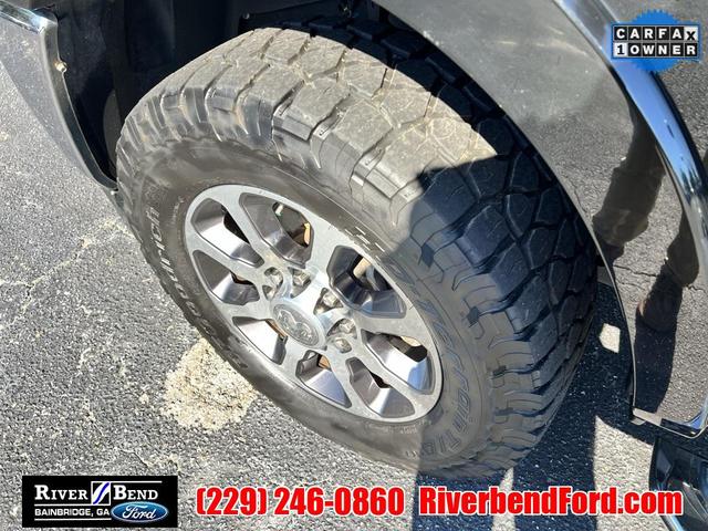 Photo of 2019 Diamond Black Crystal Pearlcoat RAM 2500