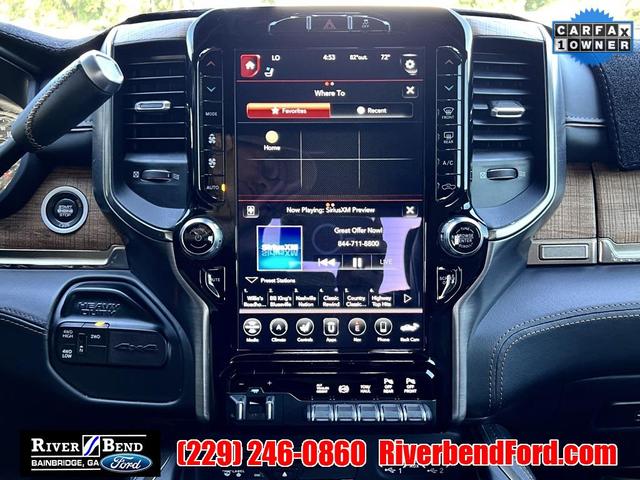 Photo of 2019 Diamond Black Crystal Pearlcoat RAM 2500