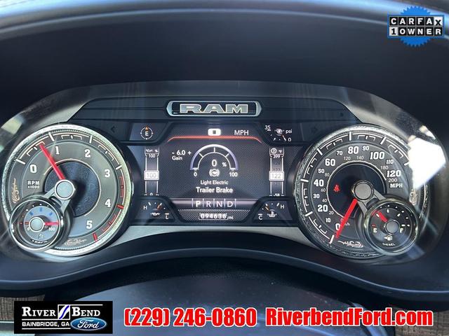 Photo of 2019 Diamond Black Crystal Pearlcoat RAM 2500