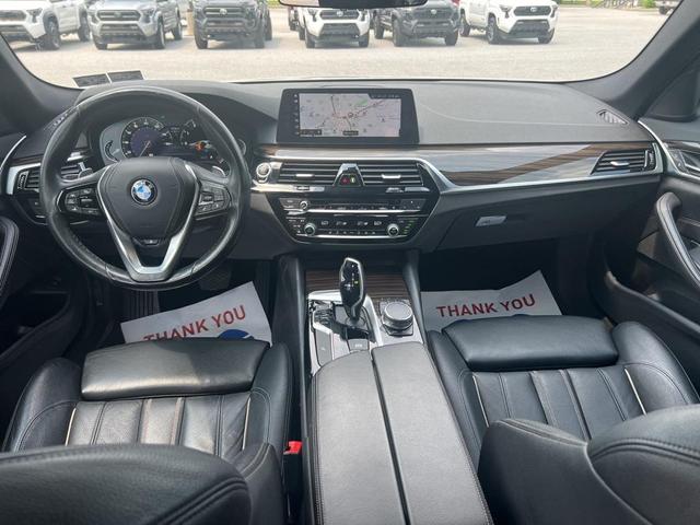 Photo of 2018 White Metallic BMW 540