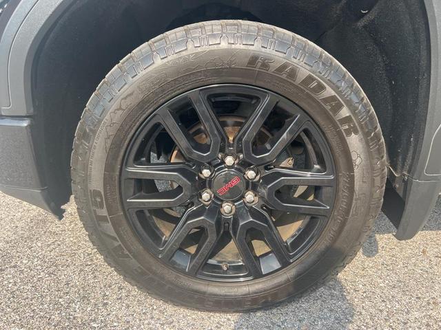 Photo of 2020 Onyx Black GMC Sierra 1500