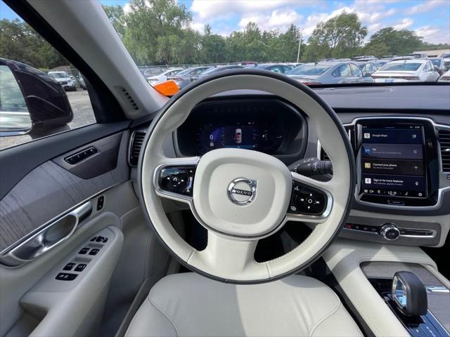 Photo of 2024 Onyx Black Volvo XC90 Recharge Plug-In Hybrid
