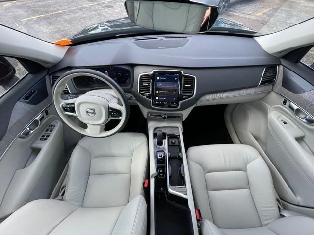 Photo of 2024 Onyx Black Volvo XC90 Recharge Plug-In Hybrid